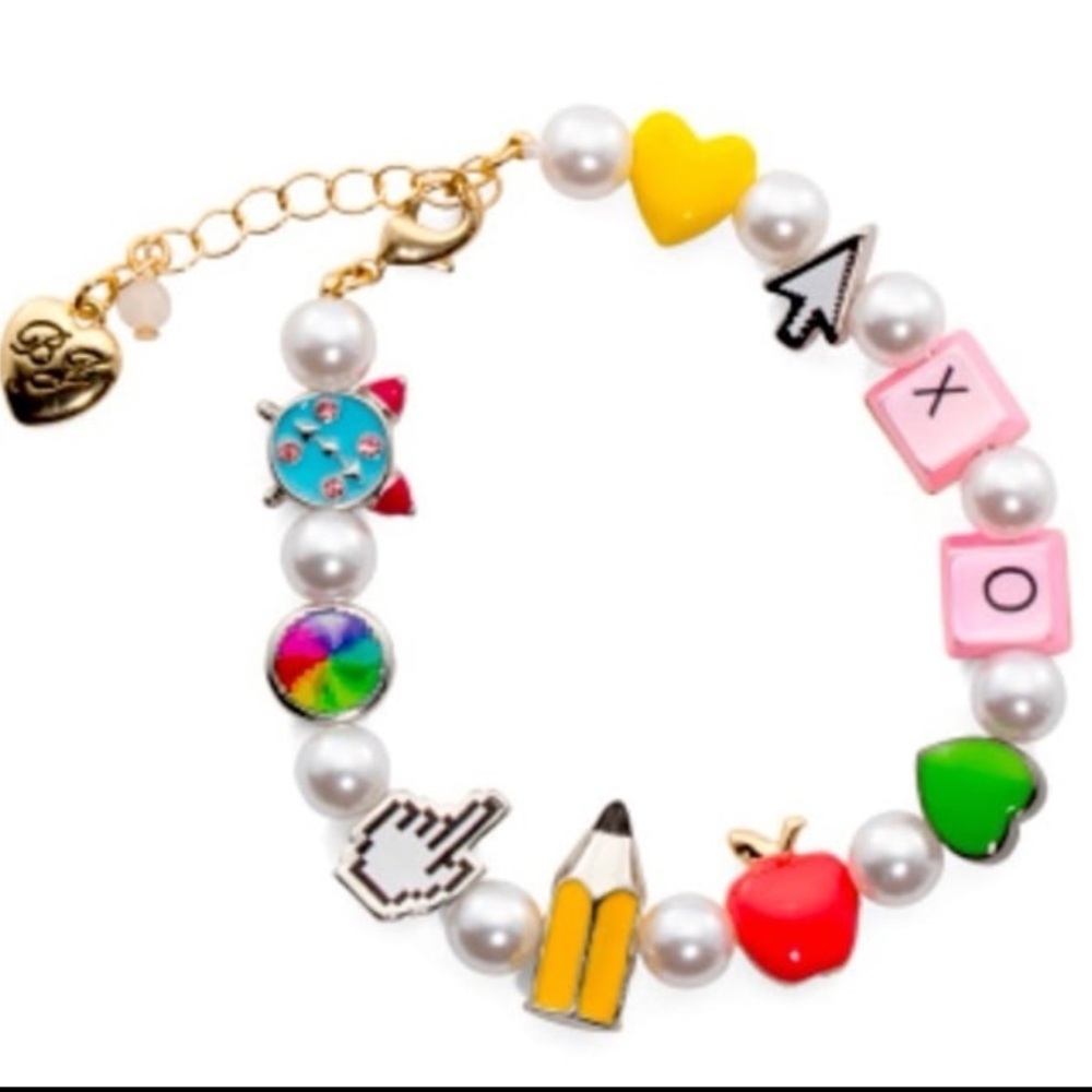 BETSEY JOHNSON Back to School Whimsical Faux Pearl and Charm Bracelet NEW NWT - Picture 3 of 7